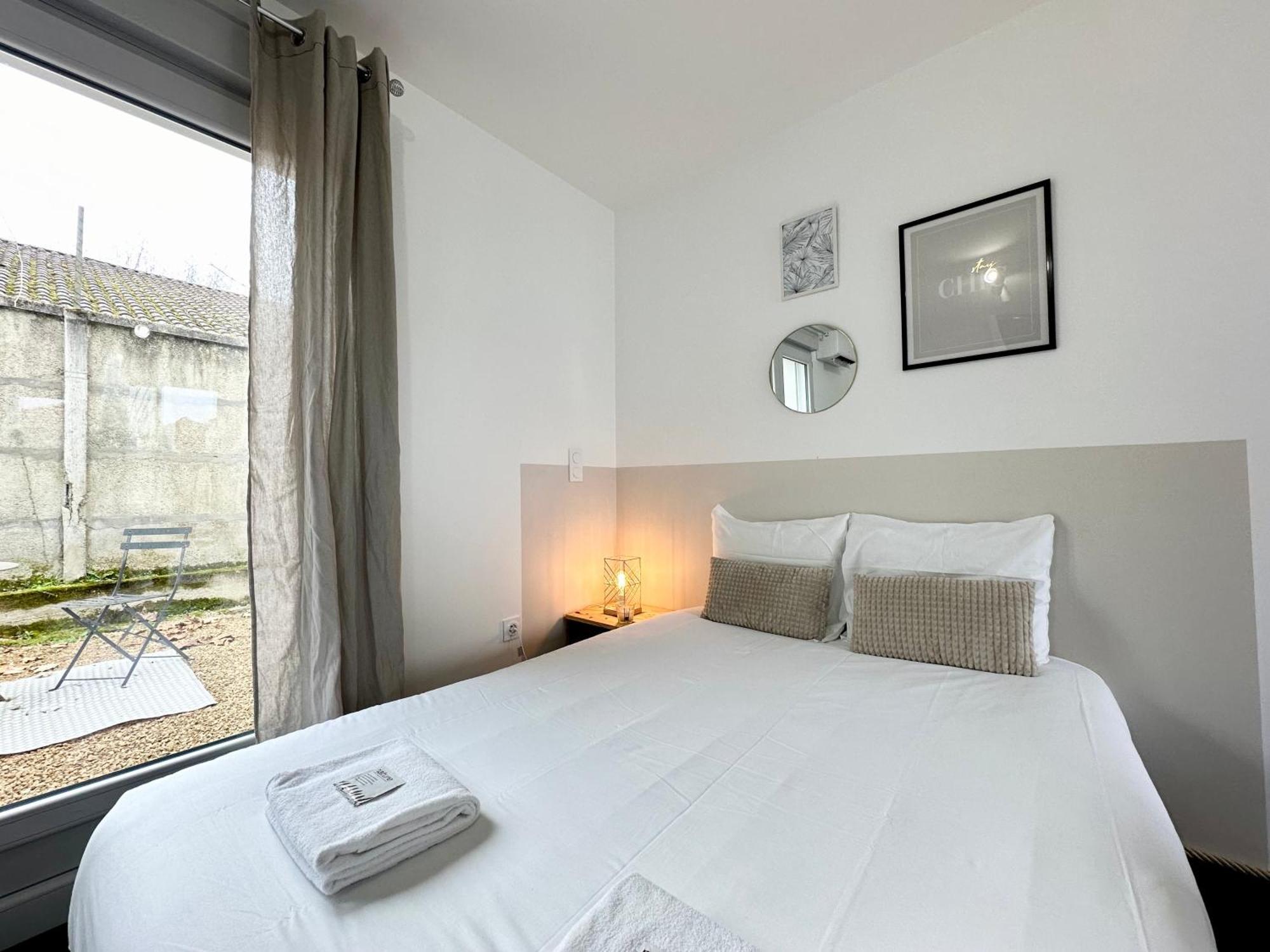 Le Chic - Parking - Exterieur - Fibre - Calme Apartment Mont-de-Marsan Exterior photo